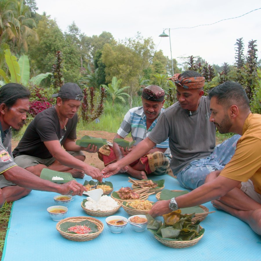 Eating with the crew, Indonesia